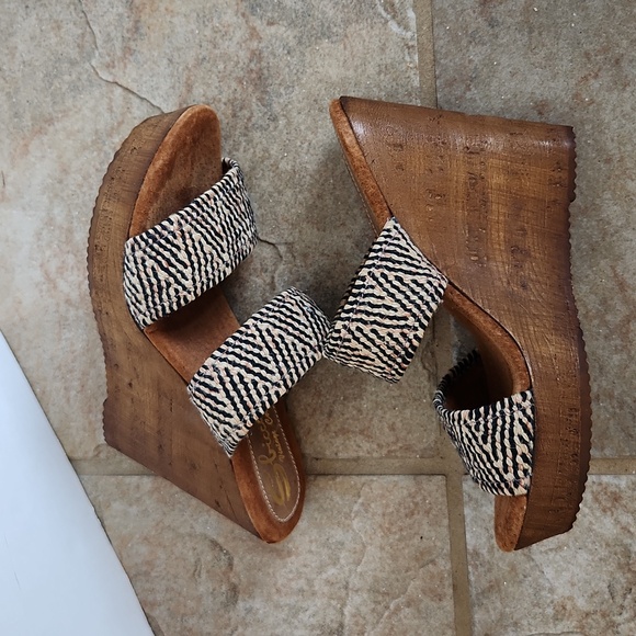 AVAILABLE SATURDAY Sbicca Vintage Collection Tristan Wedge Strappy Sandal - Picture 9 of 17